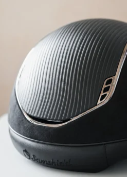 Reithelm Classic 2.0 Premium Alcantara Black, Top Leather, Trim + Blason Black Chrome